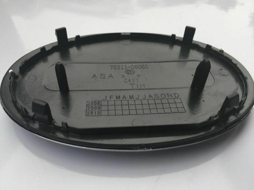 2007–2009 Toyota Camry Front Bumper Cover Emblem Logo OE 75311-06060