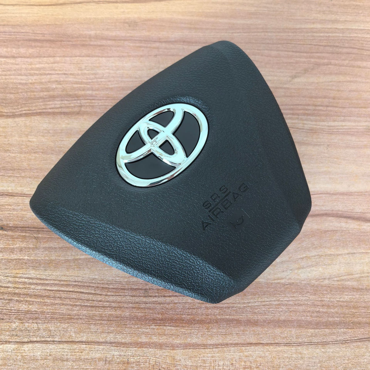 2015–2017 Toyota Camry Driver Steering Wheel Airbag Horn Cover