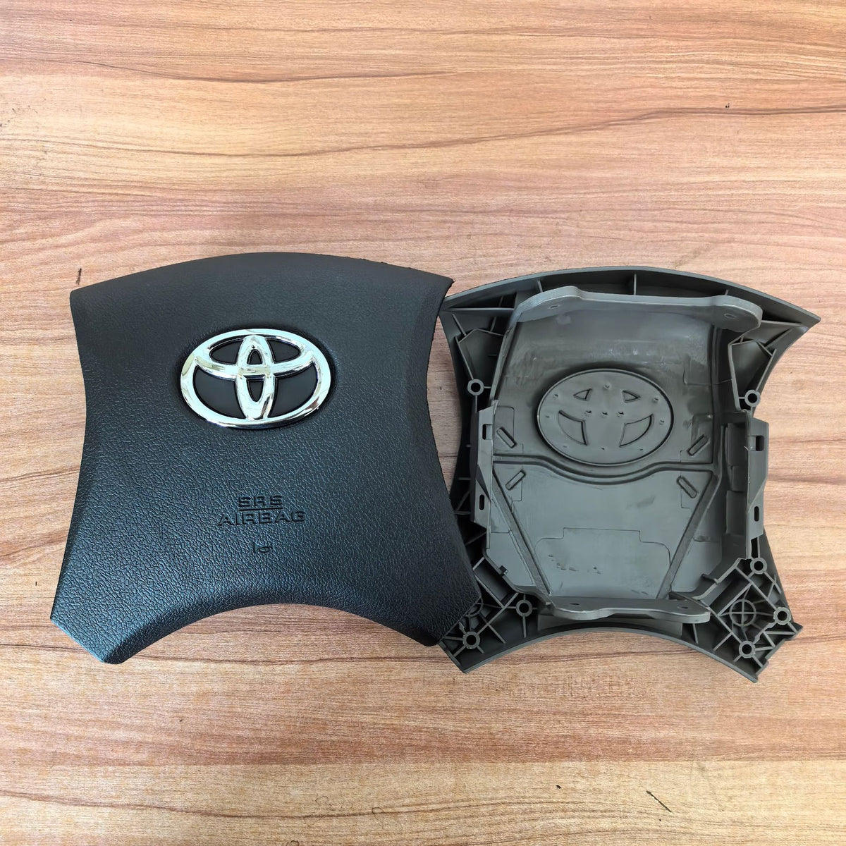 2007–2011 Toyota Camry Driver Steering Wheel Airbag Horn Cover Plastic Shell
