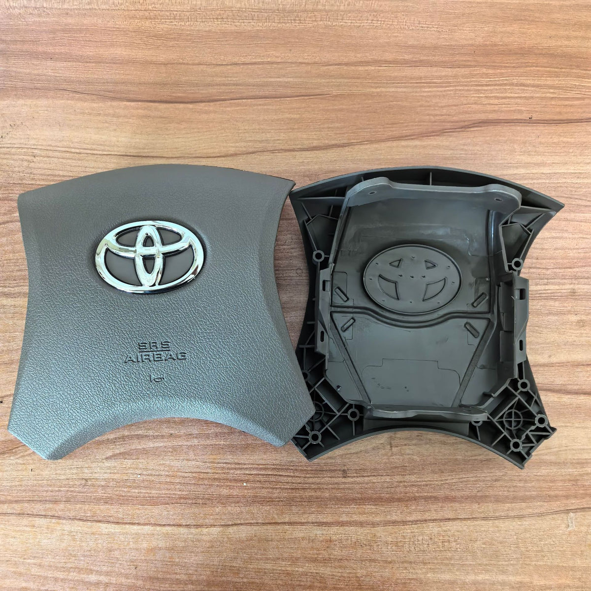 2007–2011 Toyota Camry Driver Steering Wheel Airbag Horn Cover Plastic Shell