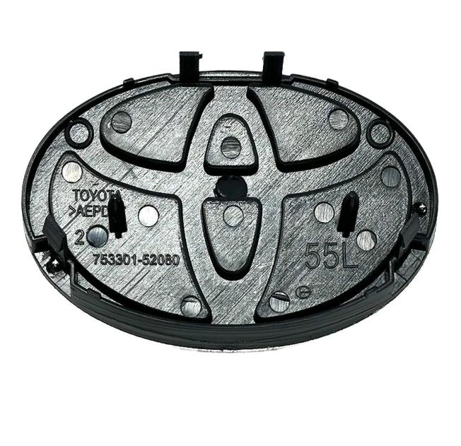 2007–2012 Toyota Yaris Front Grille Emblem OE 75301-52080
